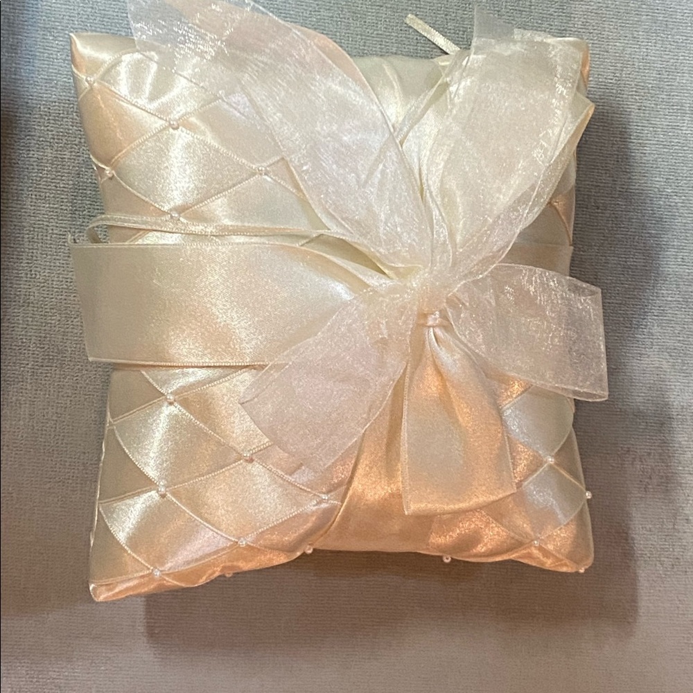David’s Bridal ring bearer pillow -diamond pattern